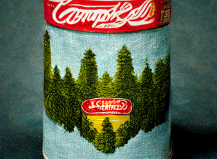 MarkSchaefer_a_Campbells_soup_can_made_of_trees_31538619-c480-4677-ba75-24a51ffd3cdd