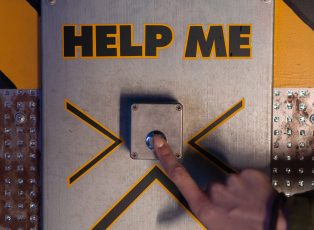 pexels-mikhail-nilov-7662853